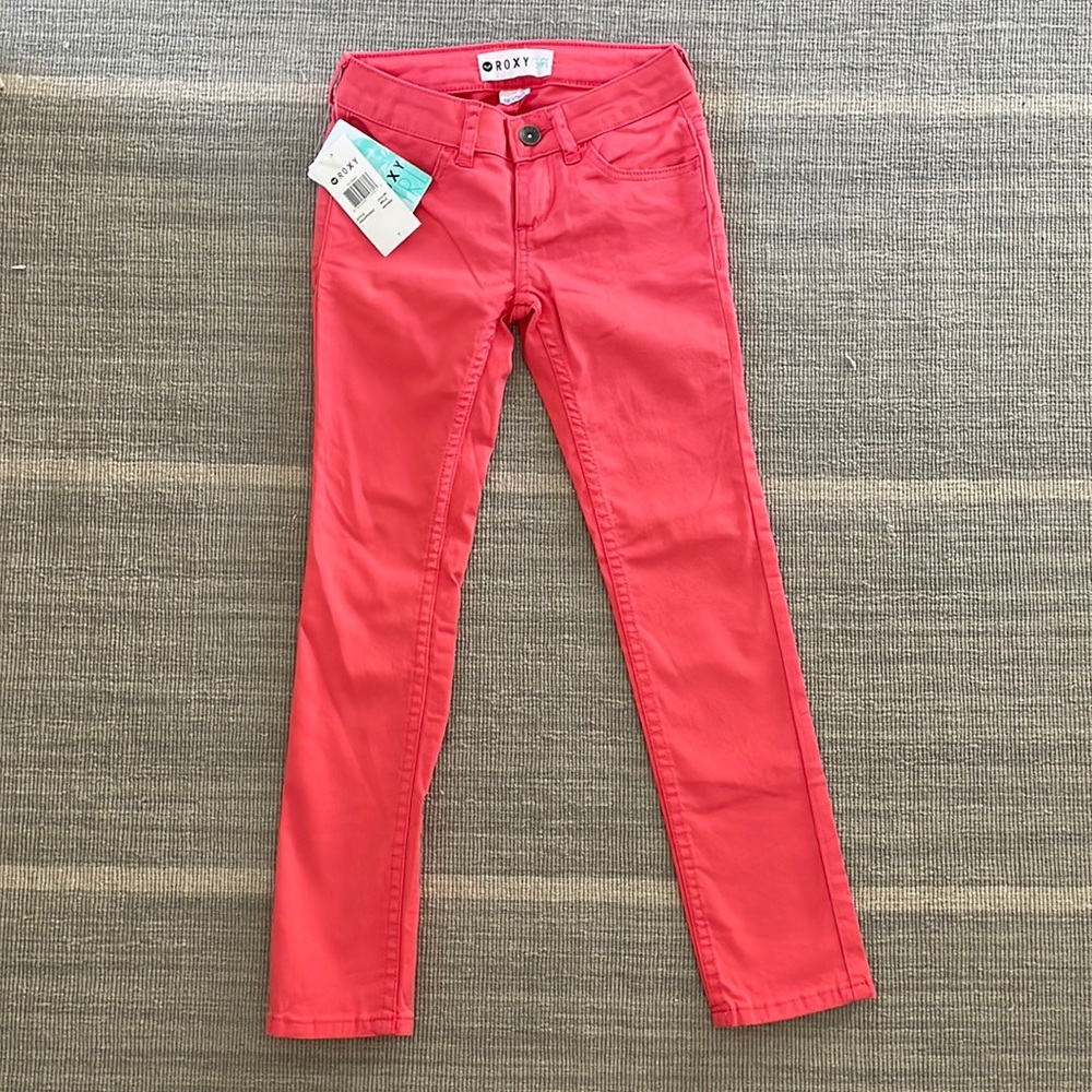 Fun cotton Roxy pants for girls. NWT